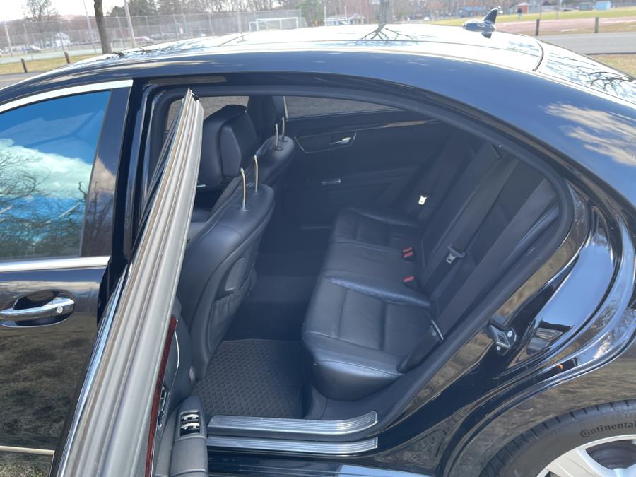 2012 Mercedes-Benz S-Class S550 4MATIC photo