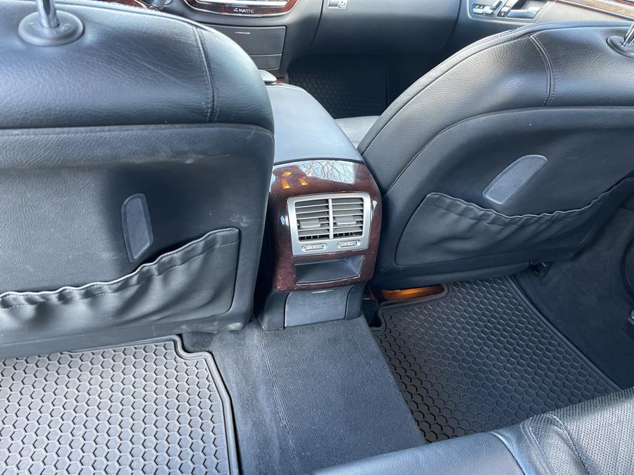 2012 Mercedes-Benz S-Class S550 4MATIC photo