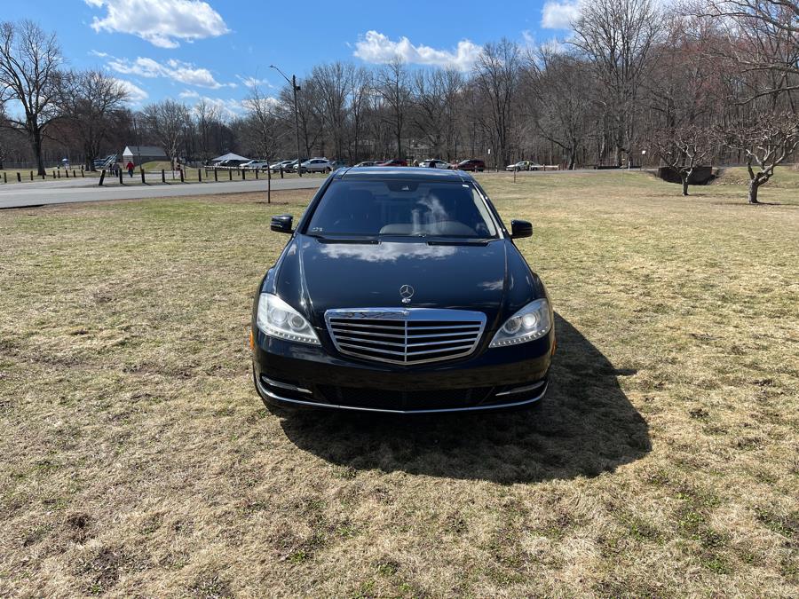 2012 Mercedes-Benz S-Class S550 4MATIC photo