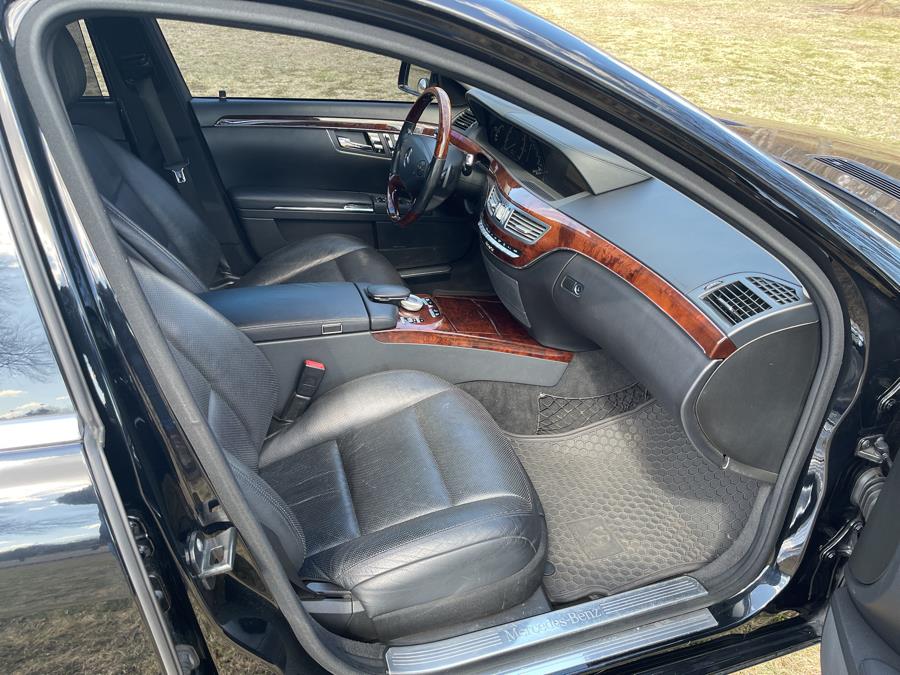 2012 Mercedes-Benz S-Class S550 4MATIC photo