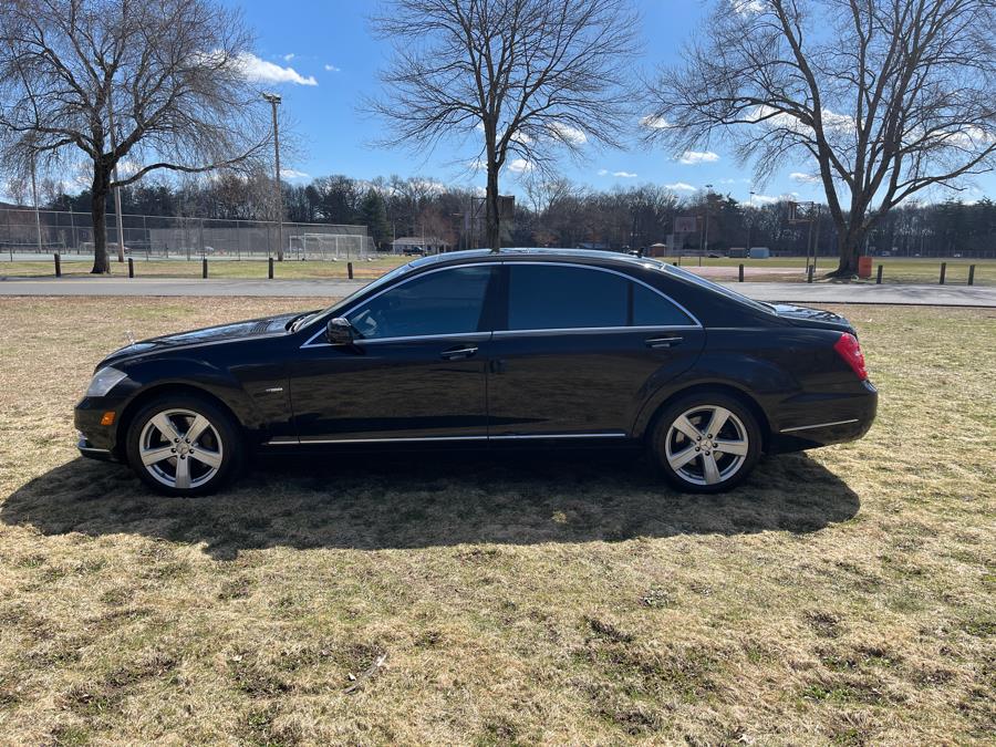 2012 Mercedes-Benz S-Class S550 4MATIC photo