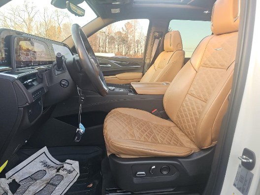 2023 Cadillac Escalade 4WD 4dr Premium Luxury photo