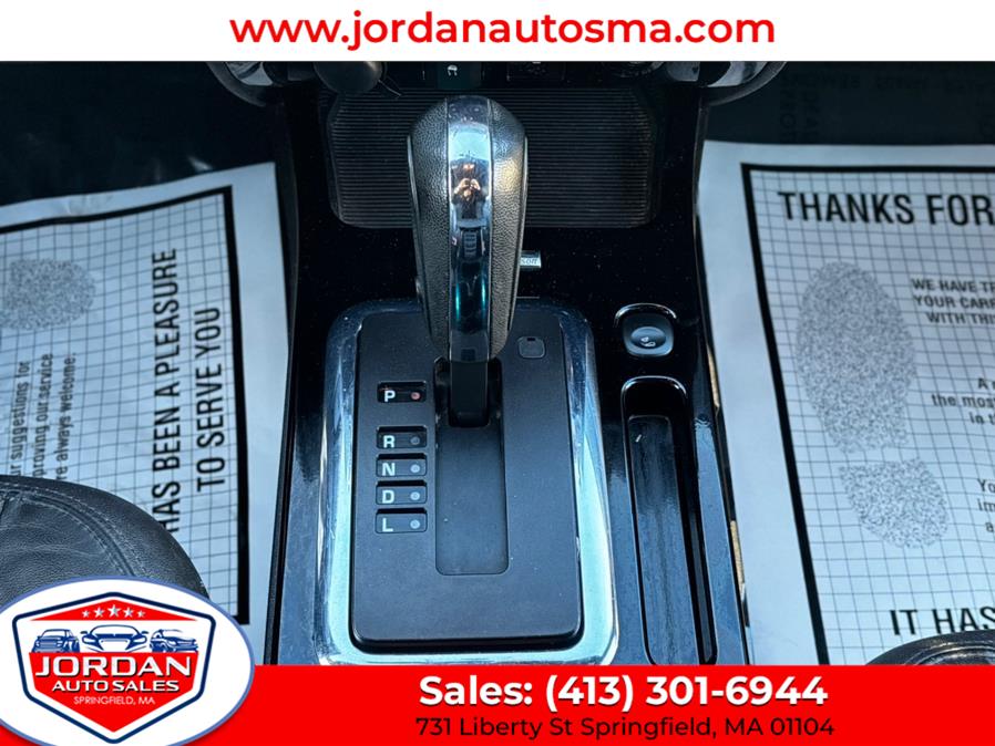 2010 Ford Escape Limited photo