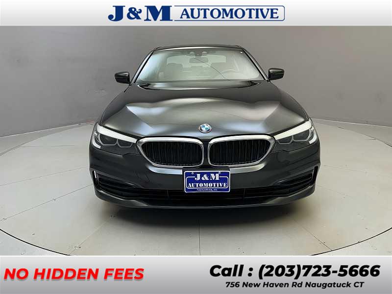 2019 BMW 5-Series 530i xDrive photo
