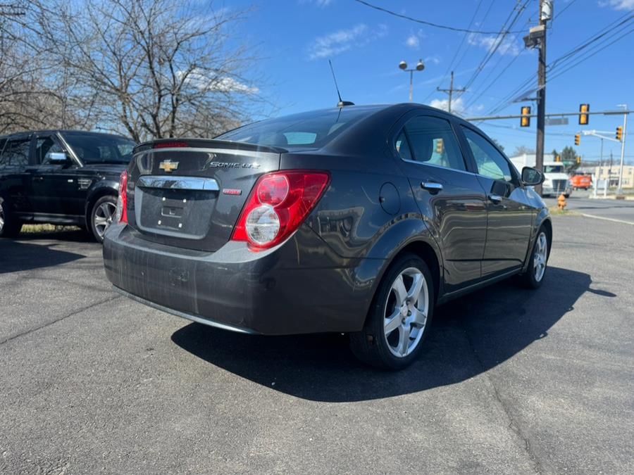 2016 Chevrolet Sonic 4dr Sdn Auto LTZ photo