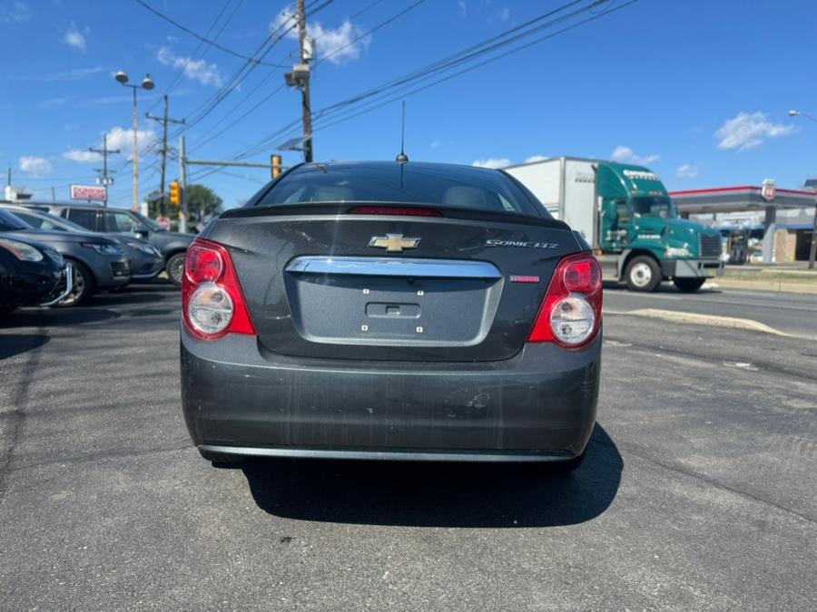 2016 Chevrolet Sonic 4dr Sdn Auto LTZ photo