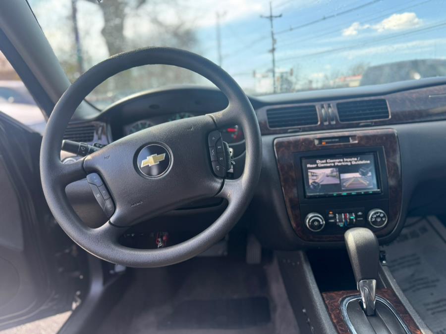 2015 Chevrolet Impala Limited 4dr Sdn LT Fleet photo