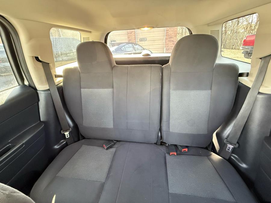 2015 Jeep Patriot FWD 4dr Sport photo