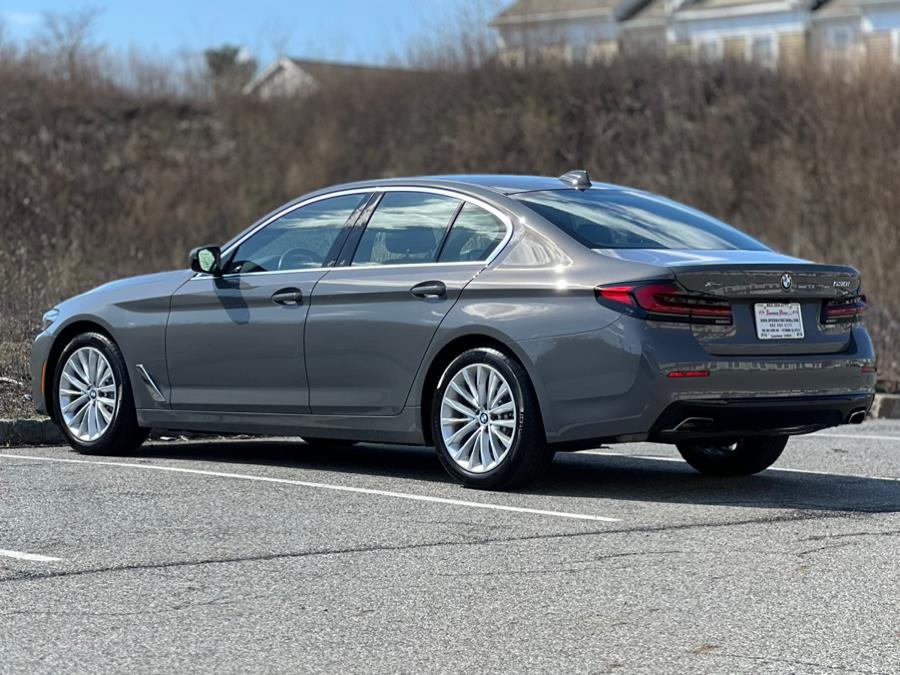 2022 BMW 5-Series 530i xDrive Sedan photo