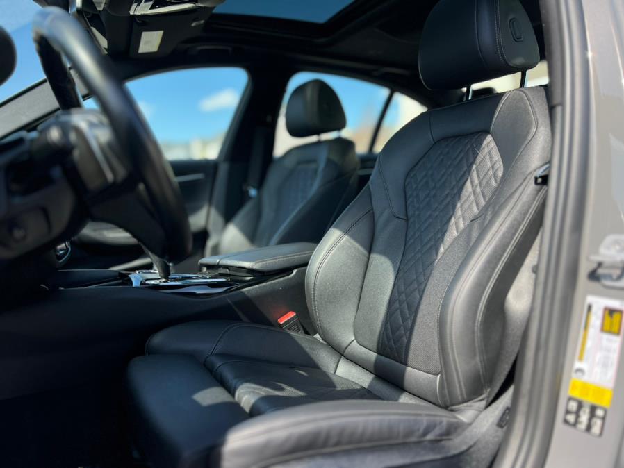 2022 BMW 5-Series 530i xDrive Sedan photo