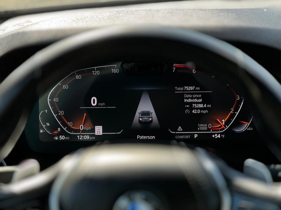 2022 BMW 5-Series 530i xDrive Sedan photo