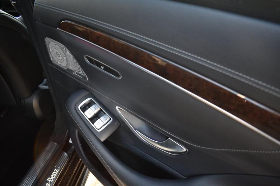 2020 Mercedes-Benz S-Class S 450 photo