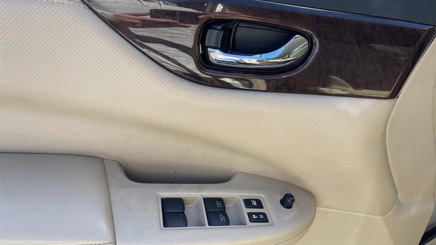 2012 Nissan Quest 3.5 S photo