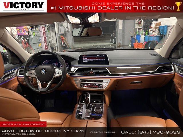 2022 BMW 7-Series 740i xDrive photo