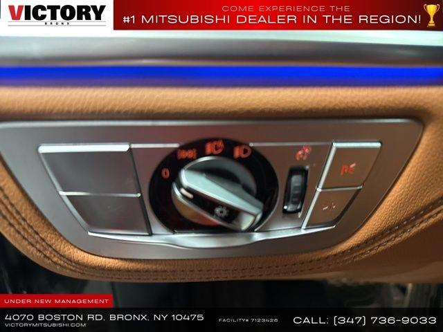 2022 BMW 7-Series 740i xDrive photo
