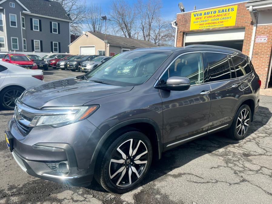 2019 Honda Pilot Touring 8-Passenger AWD photo