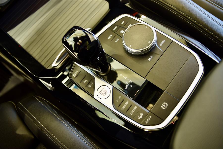 2022 BMW X3 xDrive30i photo