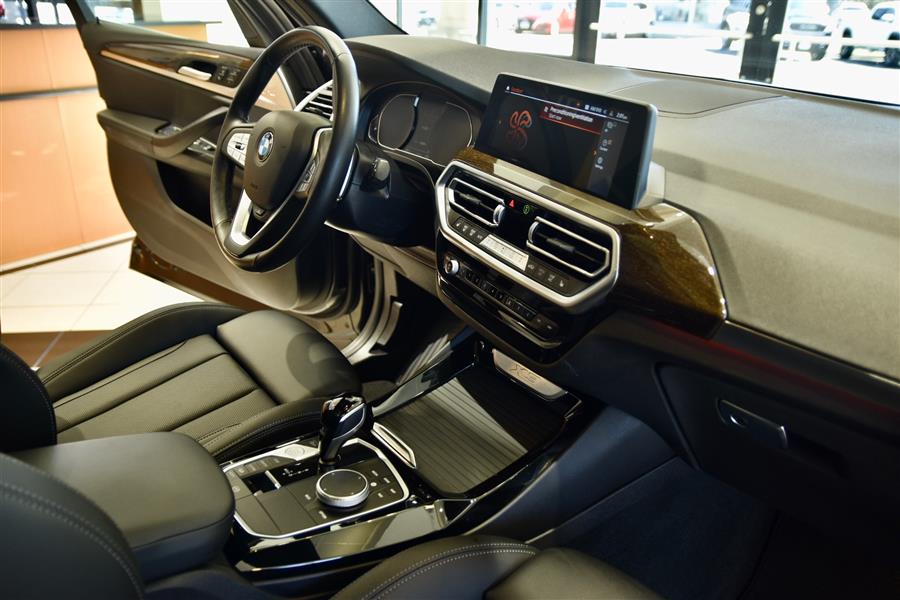 2022 BMW X3 xDrive30i photo