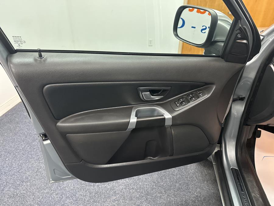 2014 Volvo XC90 3.2 photo
