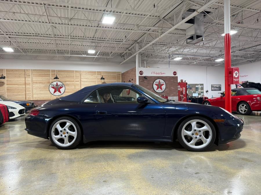 2000 Porsche 911 Carrera photo