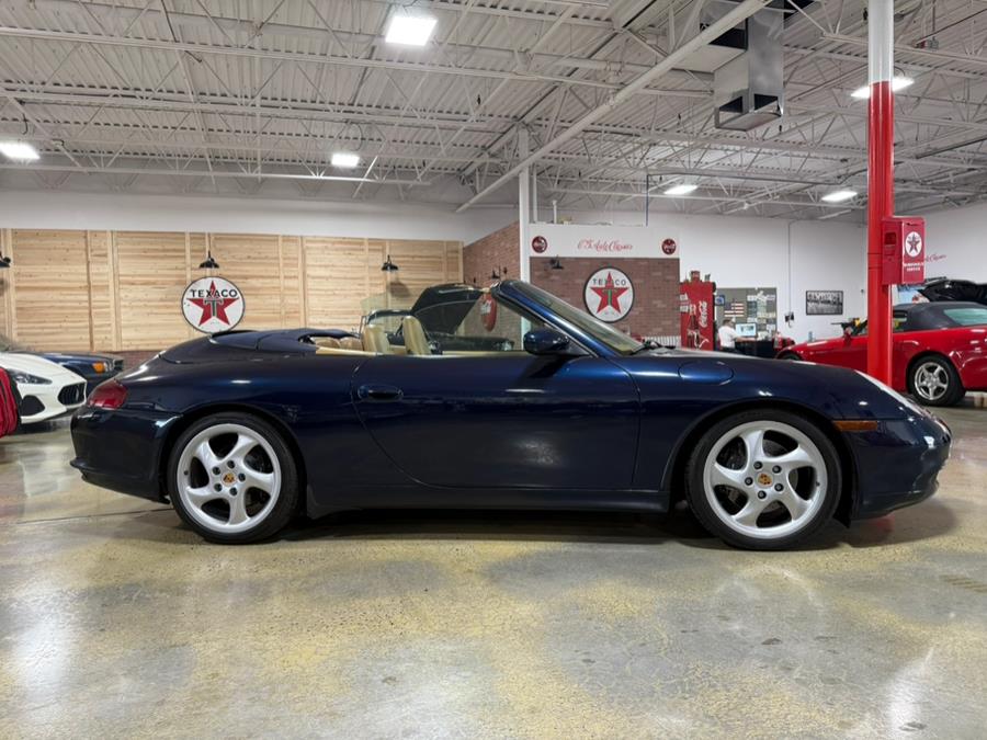 2000 Porsche 911 Carrera photo