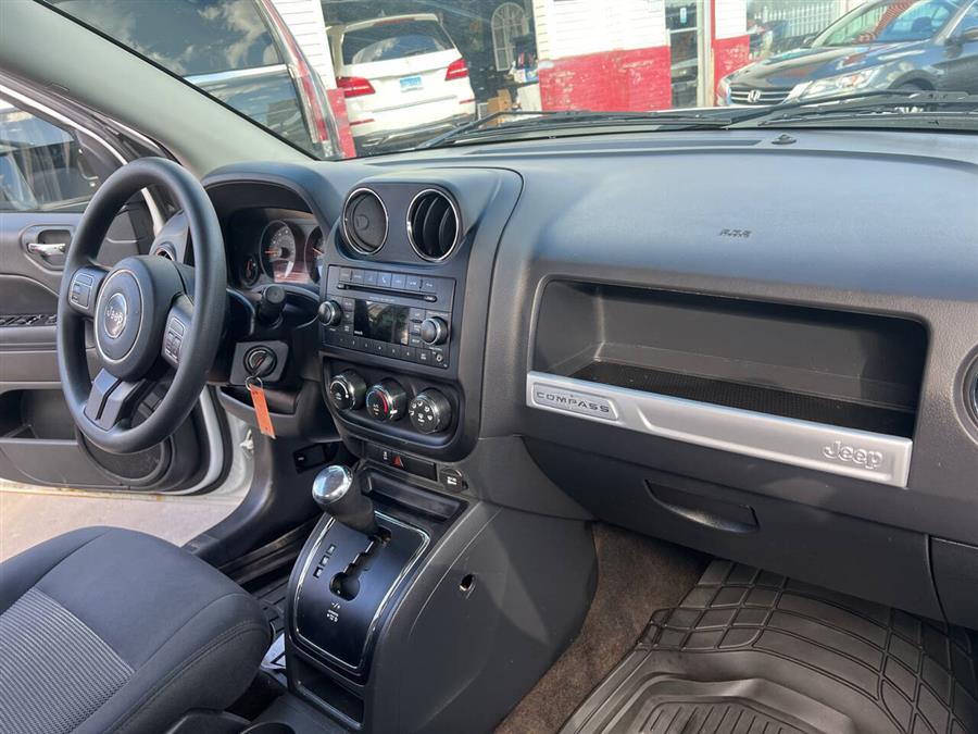 2016 Jeep Compass Sport 4dr SUV photo