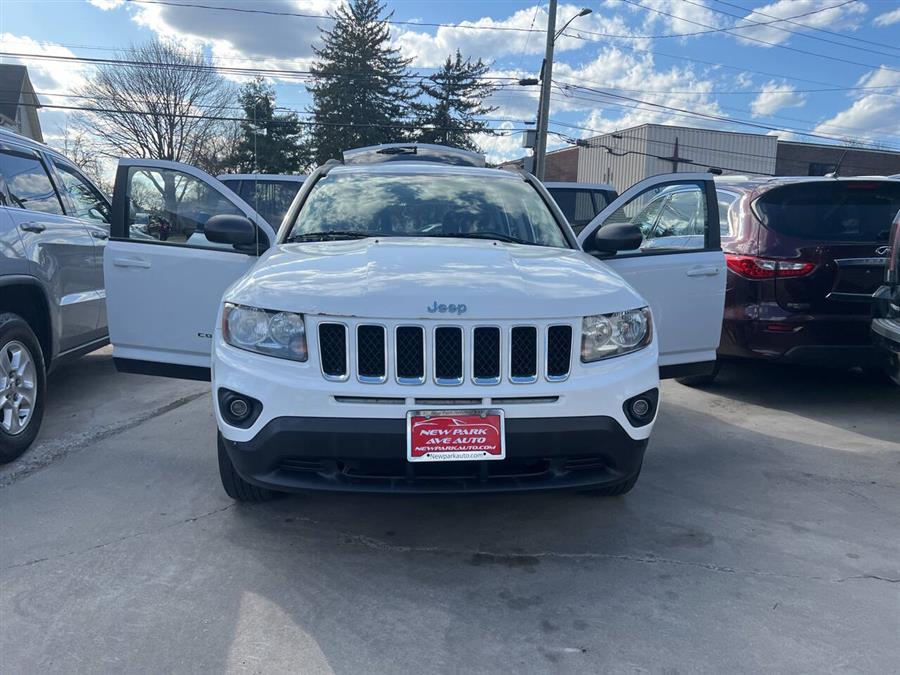 2016 Jeep Compass Sport 4dr SUV photo