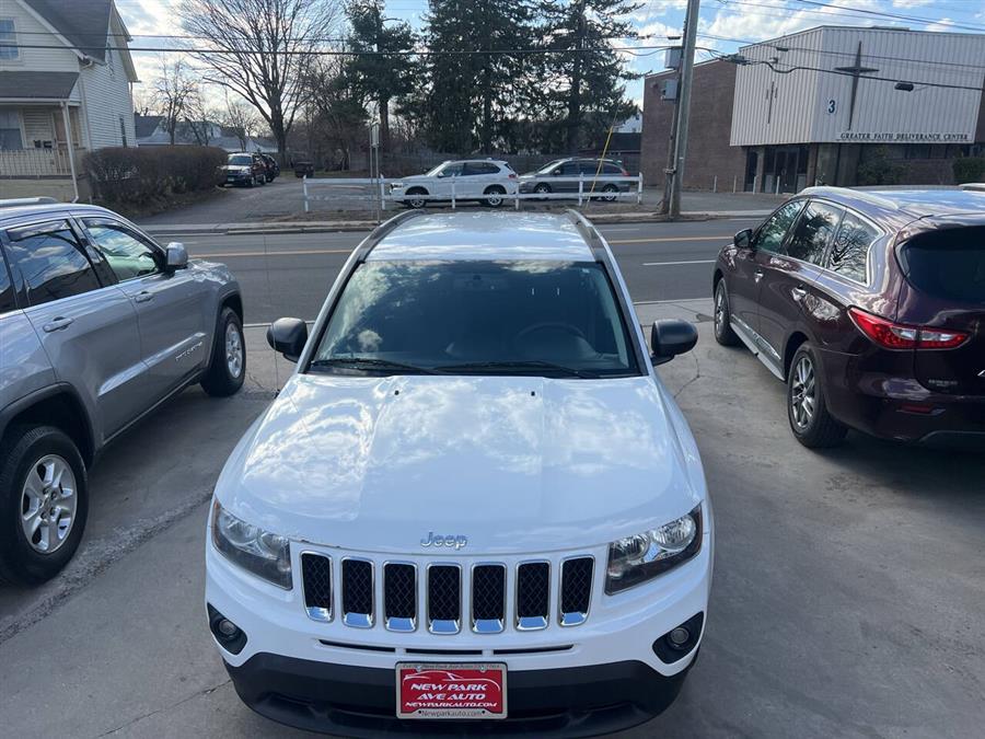 2016 Jeep Compass Sport 4dr SUV photo