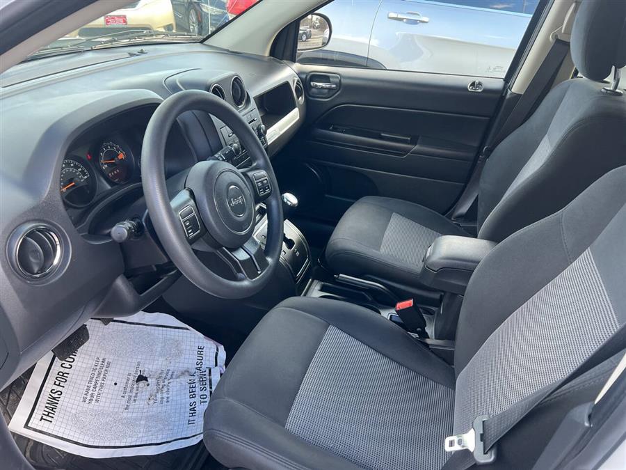 2016 Jeep Compass Sport 4dr SUV photo