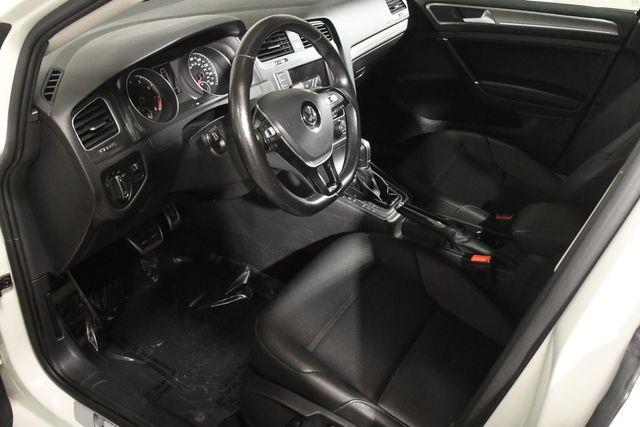 2017 Volkswagen Golf Alltrack TSI S 4Motion photo