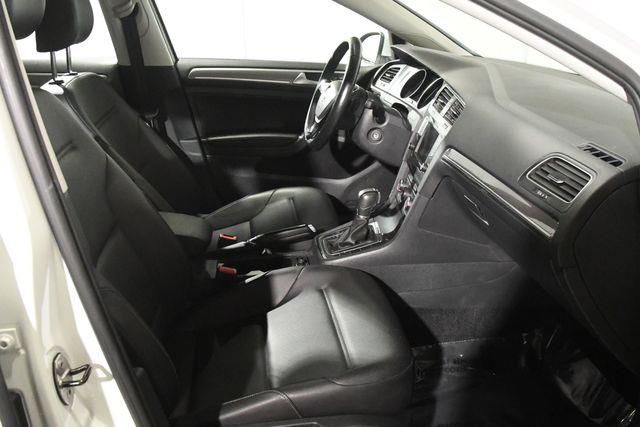 2017 Volkswagen Golf Alltrack TSI S 4Motion photo