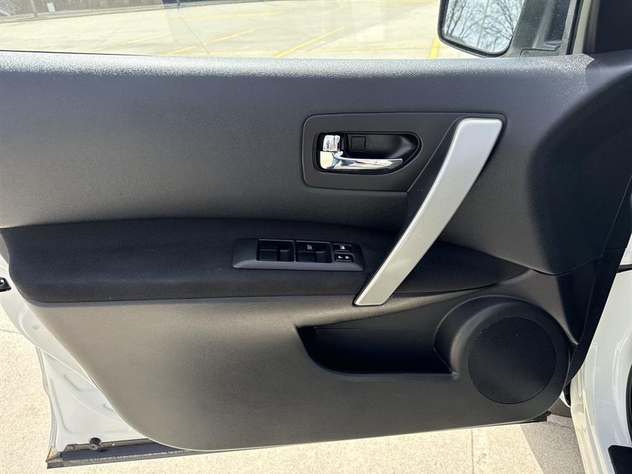 2012 Nissan Rogue S photo