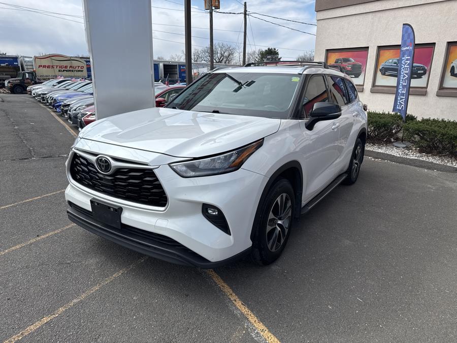 2020 Toyota Highlander XLE photo