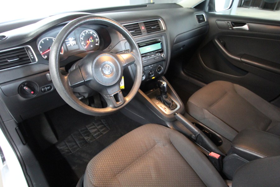 2014 Volkswagen Jetta S photo