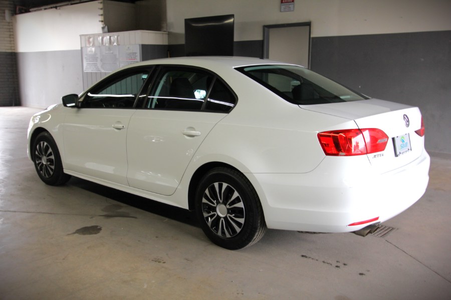 2014 Volkswagen Jetta S photo