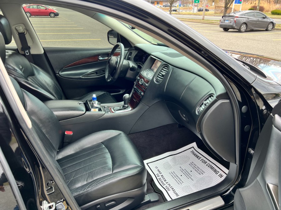 2014 Infiniti QX50 photo