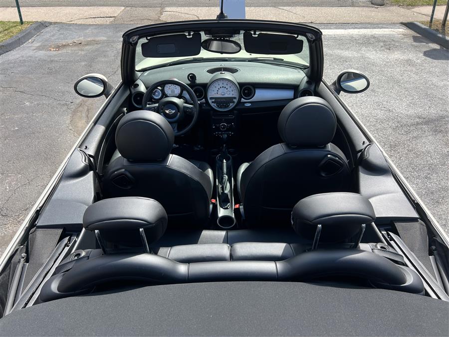 2013 MINI Cooper photo