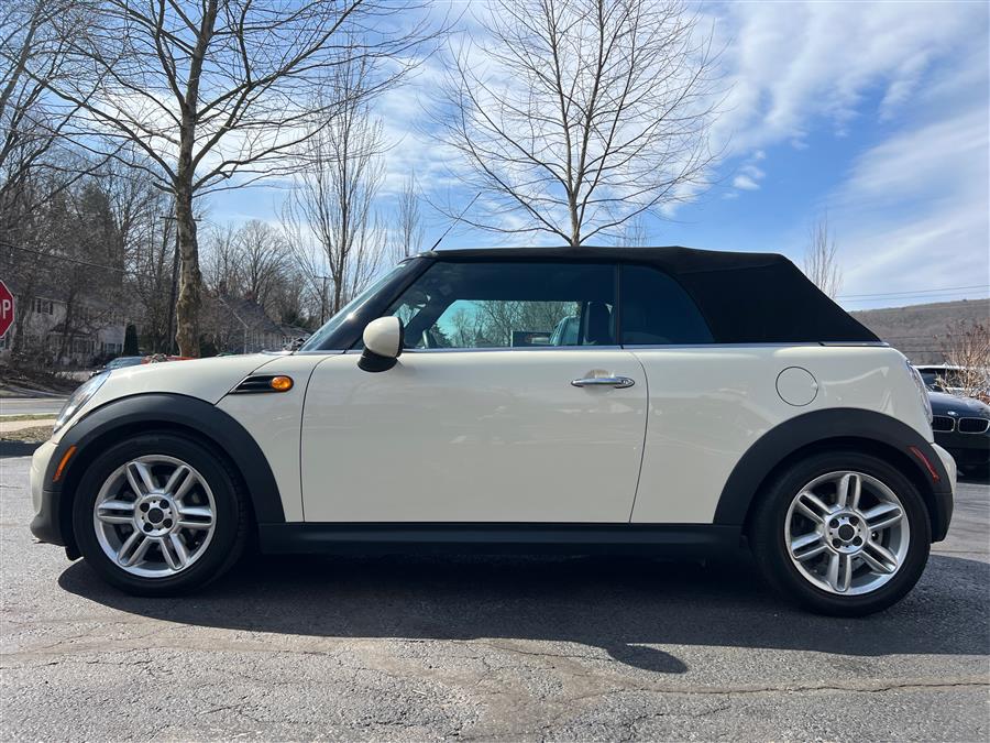 2013 MINI Cooper photo