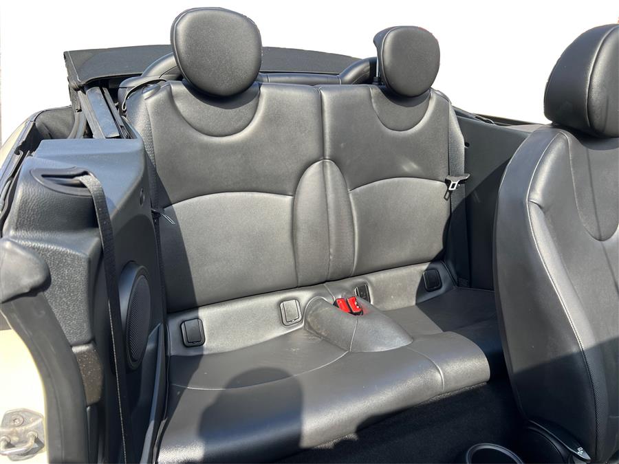 2013 MINI Cooper photo