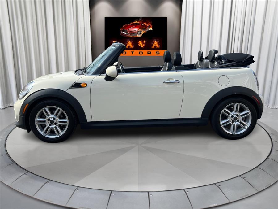2013 MINI Cooper photo