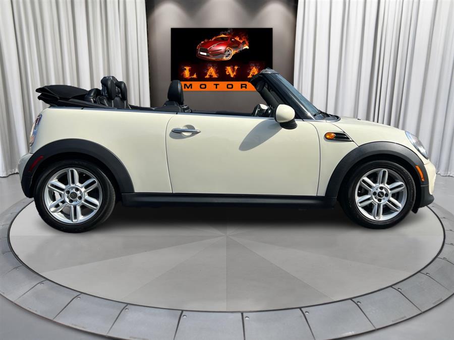 2013 MINI Cooper photo