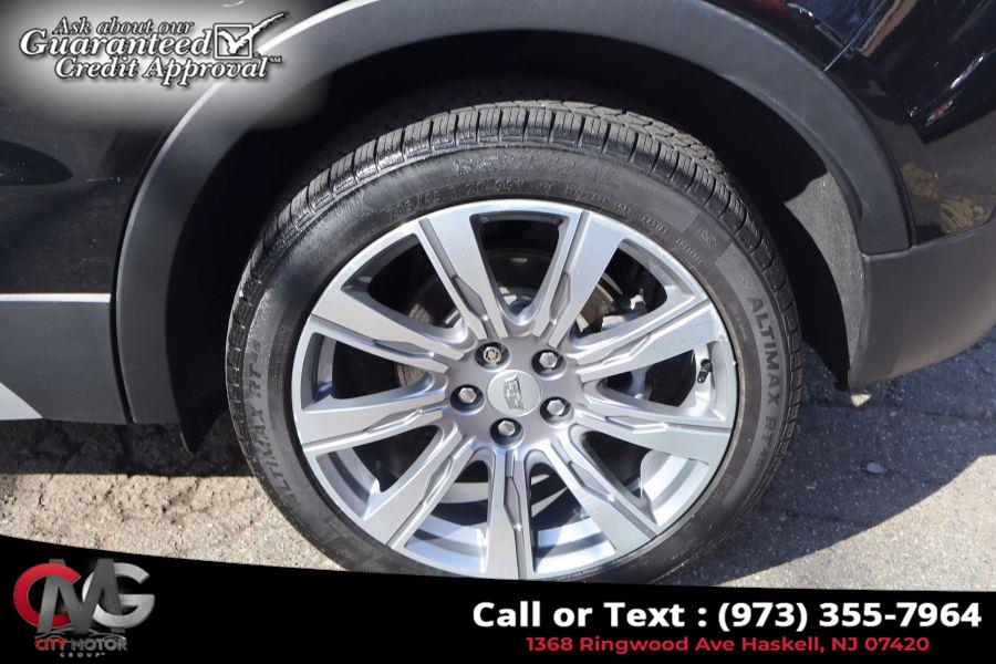 2020 Cadillac XT4 Premium Luxury Sport Utility 4 photo