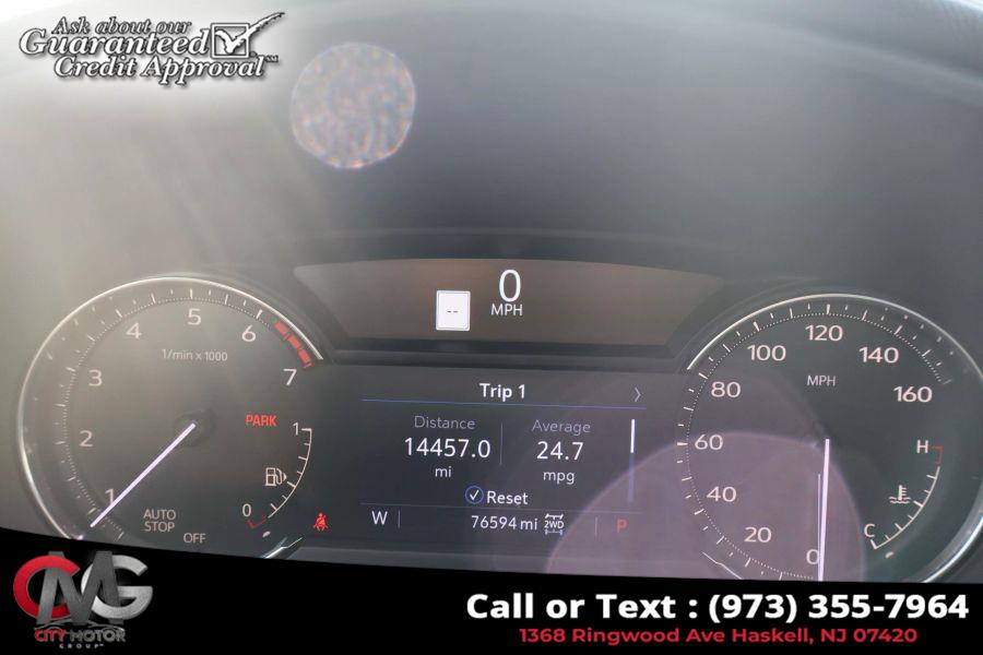 2020 Cadillac XT4 Premium Luxury Sport Utility 4 photo