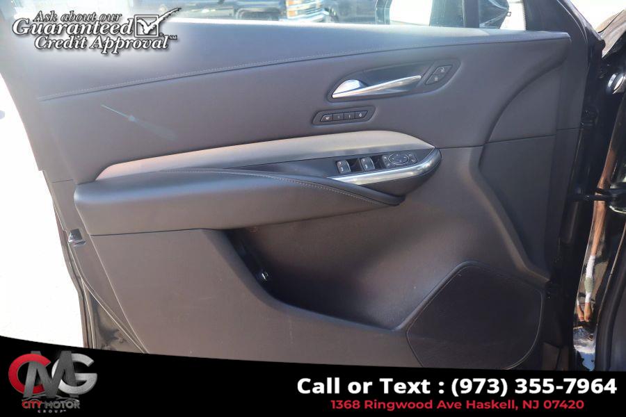 2020 Cadillac XT4 Premium Luxury Sport Utility 4 photo