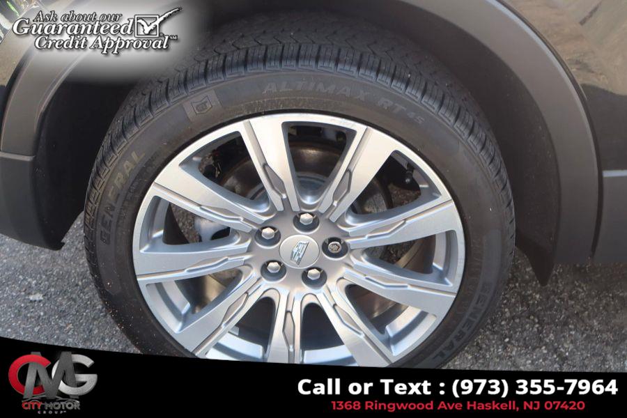 2020 Cadillac XT4 Premium Luxury Sport Utility 4 photo