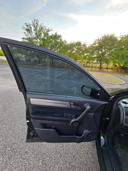 2011 Honda CR-V SE photo