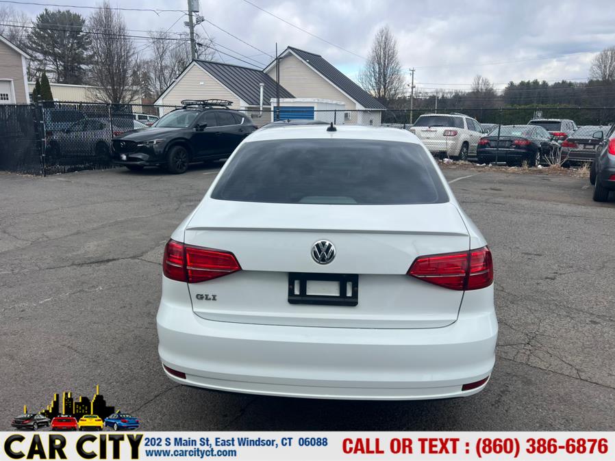 2015 Volkswagen Jetta Sedan 4dr Auto 2.0T GLI SEL PZEV photo