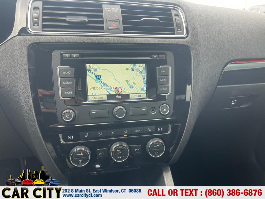 2015 Volkswagen Jetta Sedan 4dr Auto 2.0T GLI SEL PZEV photo