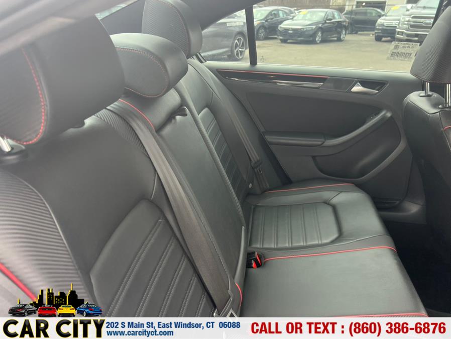 2015 Volkswagen Jetta Sedan 4dr Auto 2.0T GLI SEL PZEV photo