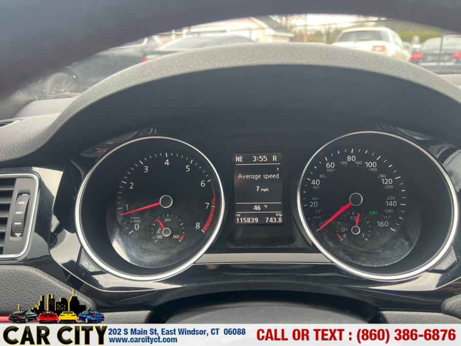 2015 Volkswagen Jetta Sedan 4dr Auto 2.0T GLI SEL PZEV photo